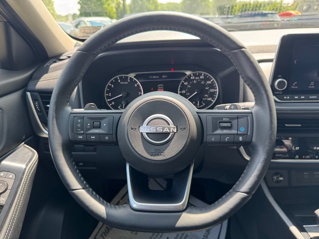 Used 2024 Nissan Rogue SV w/ SV Premium Package AWD/4WD image 16