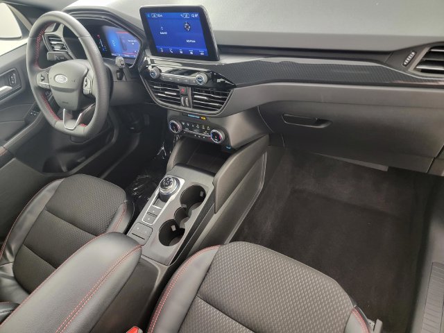 Certified 2023 Ford Escape ST-Line Select AWD/4WD image 19
