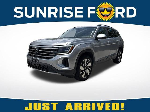 Used 2024 Volkswagen Atlas SE AWD/4WD image 1