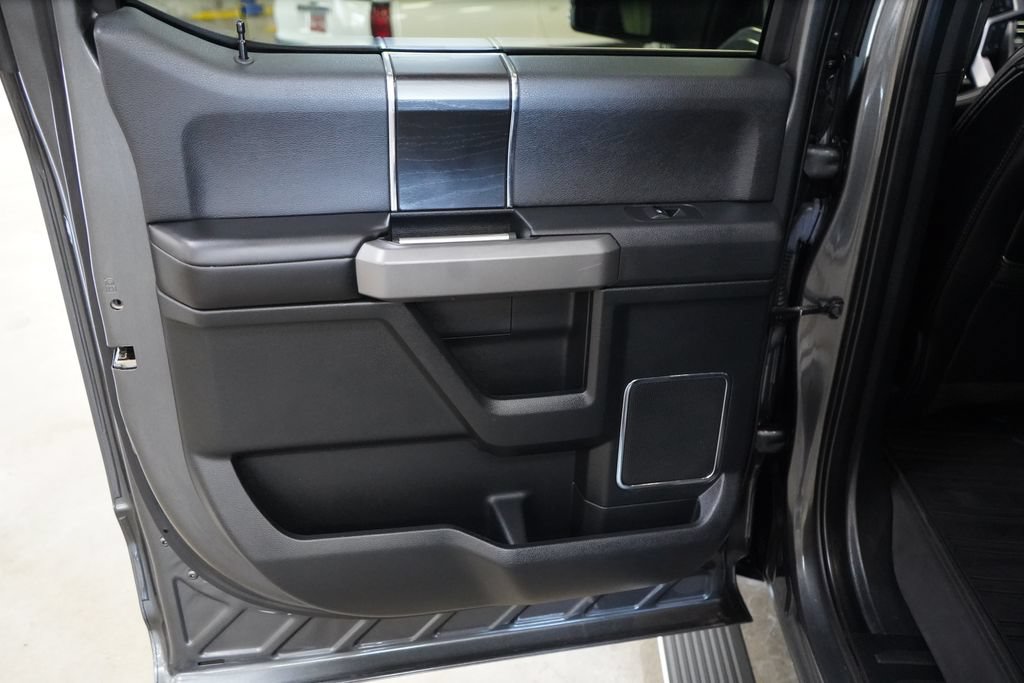Certified 2019 Ford F150 Platinum w/ Equipment Group 701A Luxury AWD/4WD image 31