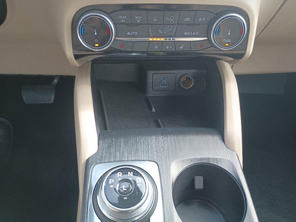 Certified 2022 Ford Escape SEL w/ Technology Package image 22