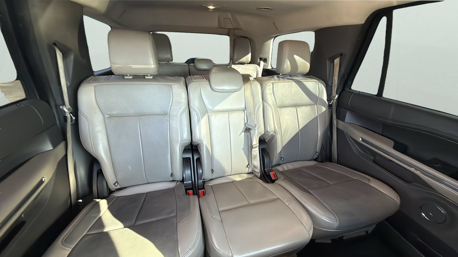 Certified 2018 Ford Expedition XLT w/ Equipment Group 202A RWD image 25