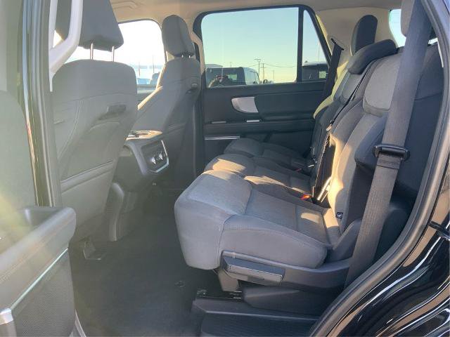 Certified 2025 Ford Expedition Active AWD/4WD image 10