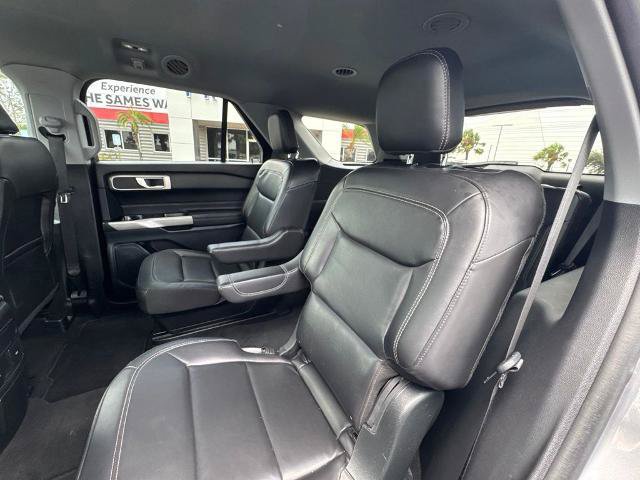 Certified 2023 Ford Explorer XLT w/ Equipment Group 202A RWD image 19