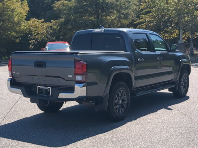 Used 2022 Toyota Tacoma SR5 AWD/4WD image 4