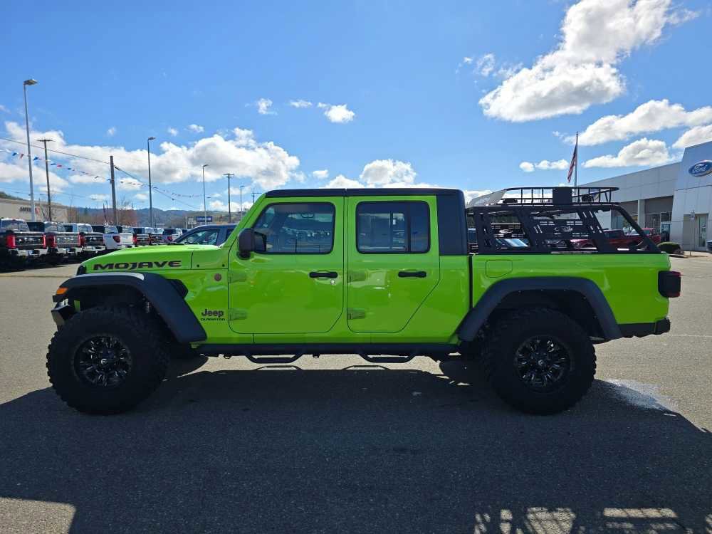 Used 2021 Jeep Gladiator Mojave image 2