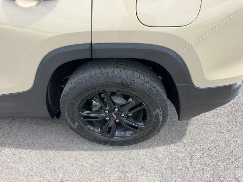 Used 2022 GMC Terrain AT4 w/ Infotainment Package II AWD/4WD image 9
