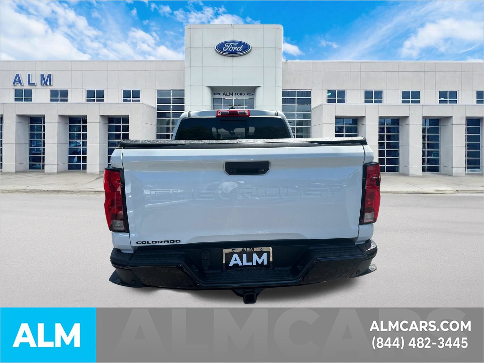 Used 2025 Chevrolet Colorado W/T w/ WT Custom Package AWD/4WD image 6