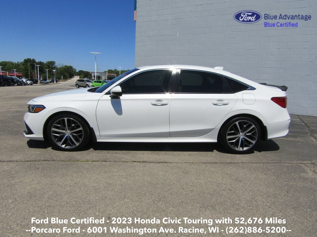 Used 2023 Honda Civic Touring image 2