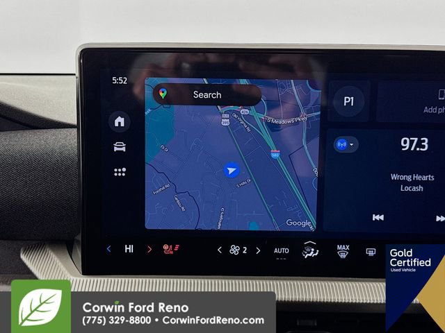 Certified 2025 Ford Explorer Platinum w/ LUX Leather Package image 17