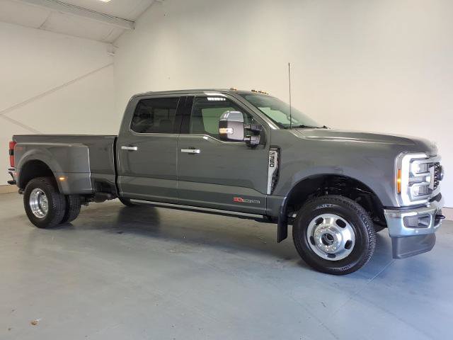 Certified 2026 Ford F350 Lariat w/ Lariat Ultimate Package AWD/4WD image 2