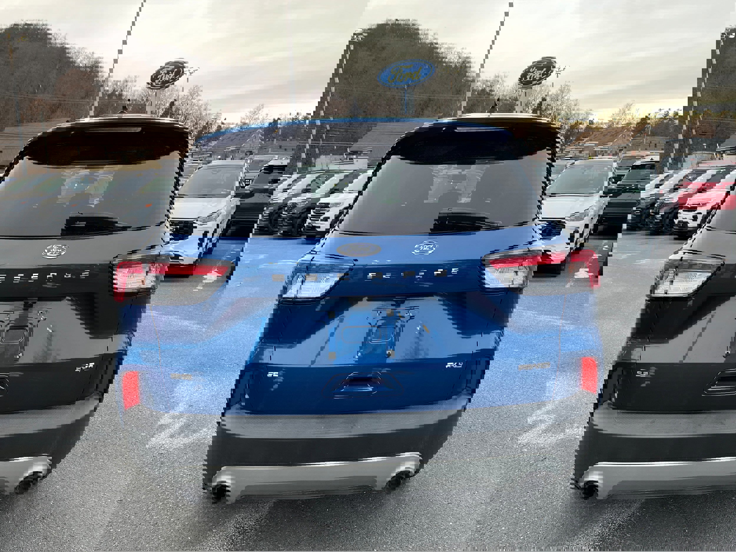 Certified 2022 Ford Escape SE w/ Convenience Package image 4