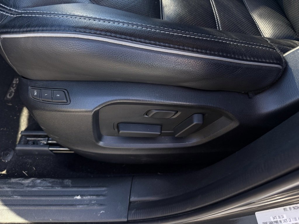 Used 2025 MAZDA CX-5 AWD 2.5 S w/ Preferred Package image 11