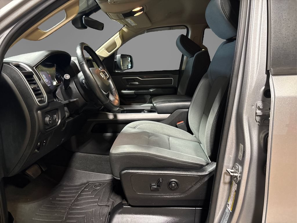 Used 2020 RAM 1500 Big Horn AWD/4WD image 12