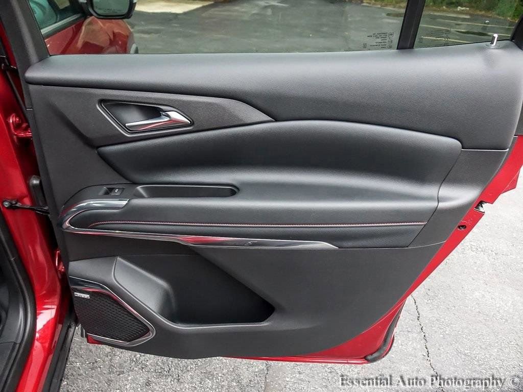 Used 2025 Chevrolet Traverse Z71 w/ Enhanced Driving Package image 25