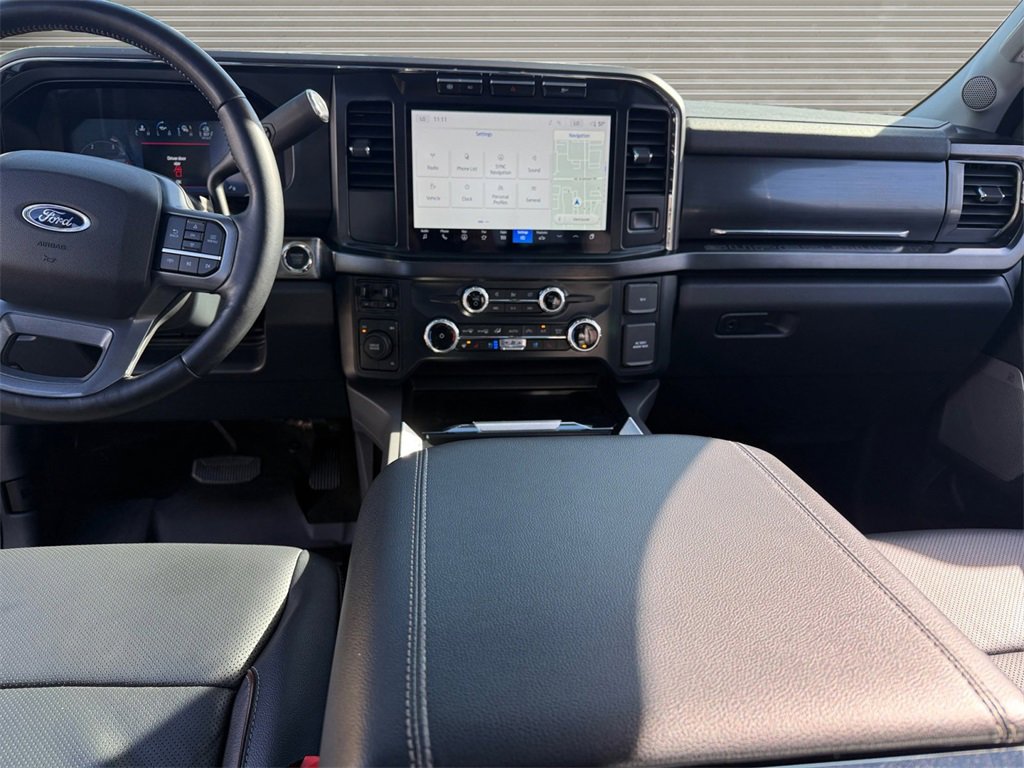 Certified 2023 Ford F450 Lariat w/ Camper Package image 11