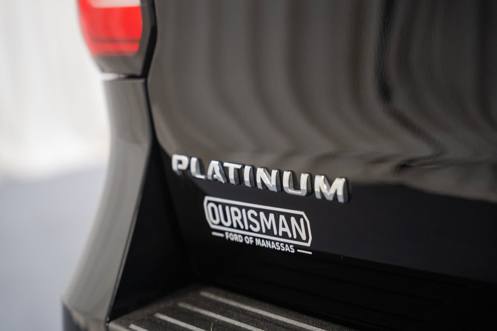 Certified 2023 Ford Expedition Platinum AWD/4WD image 7
