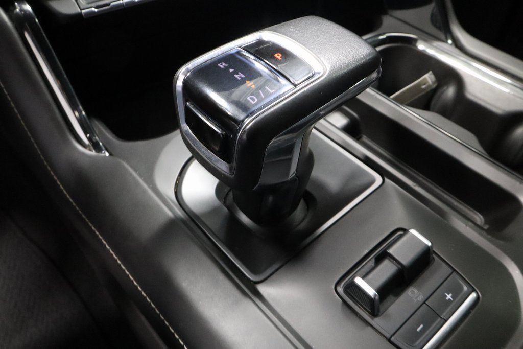 Used 2022 GMC Sierra 1500 AT4X image 32