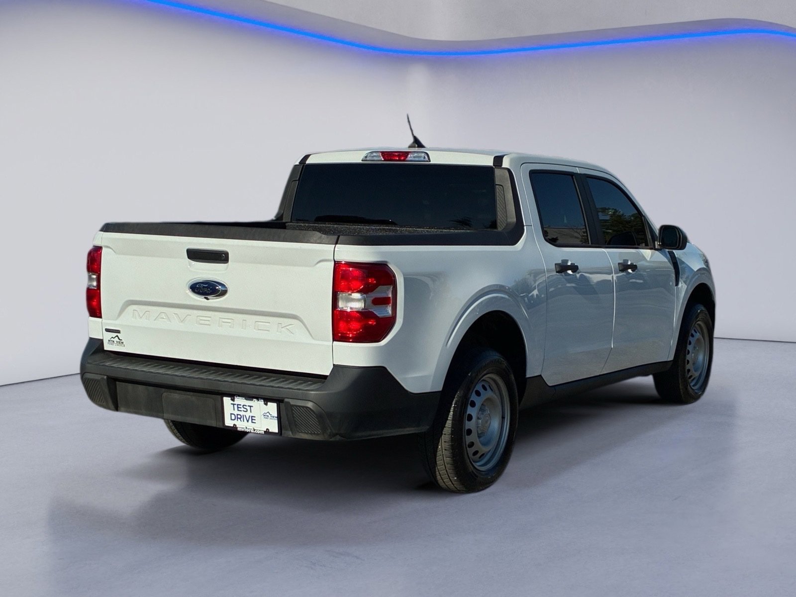 Certified 2024 Ford Maverick XL FWD image 3