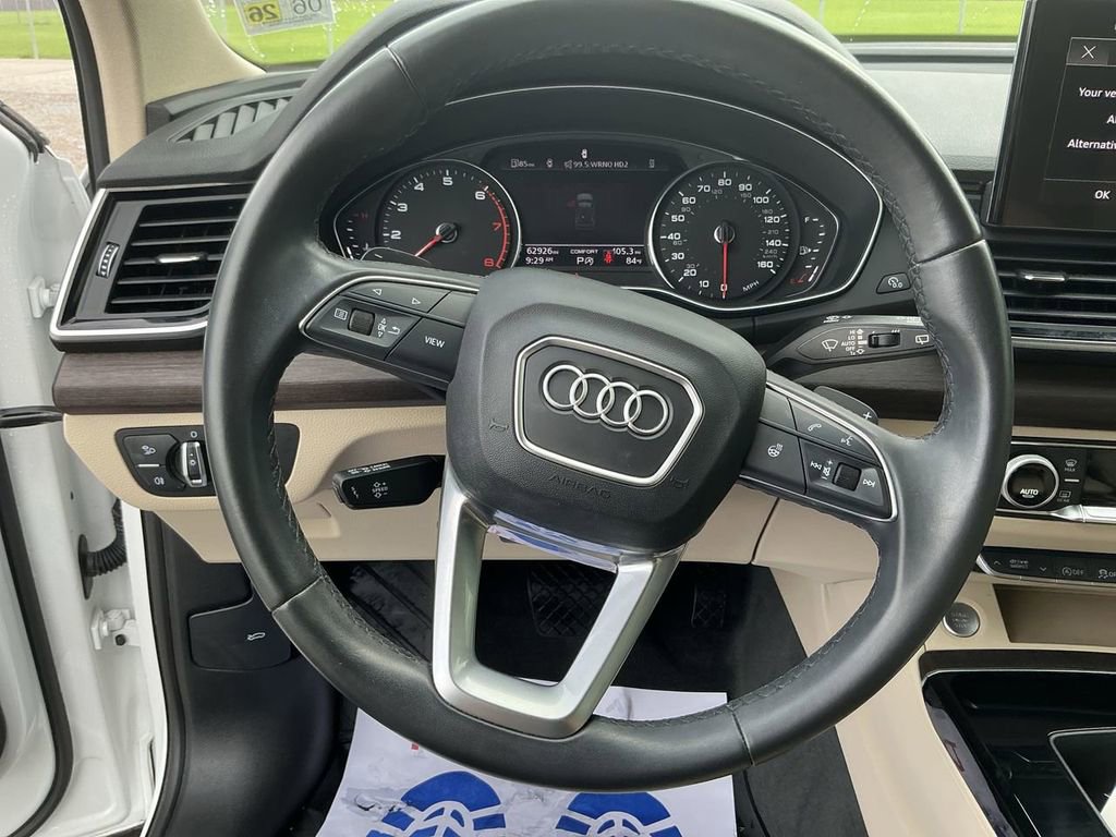 Used 2022 Audi Q5 2.0T Premium w/ Convenience Package AWD/4WD image 13