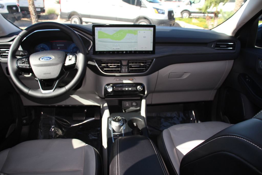 Certified 2023 Ford Escape Platinum image 19