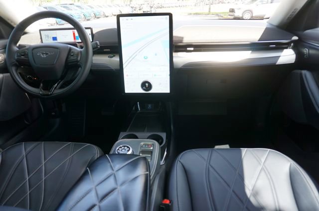 Certified 2022 Ford Mustang Mach-E California Route 1 AWD/4WD image 11