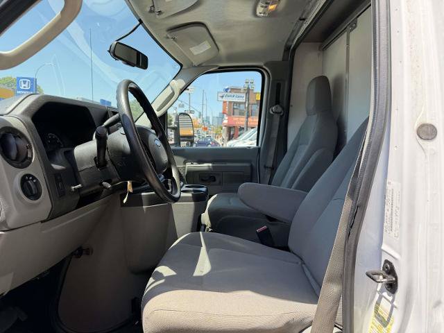 Certified 2017 Ford E-350 and Econoline 350 Super Duty w/ Power Windows & Locks Group RWD image 12