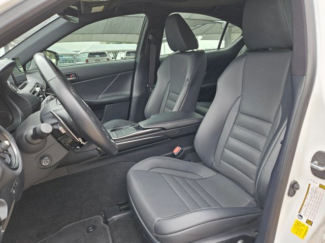 Used 2024 Lexus IS 350 F Sport RWD image 19