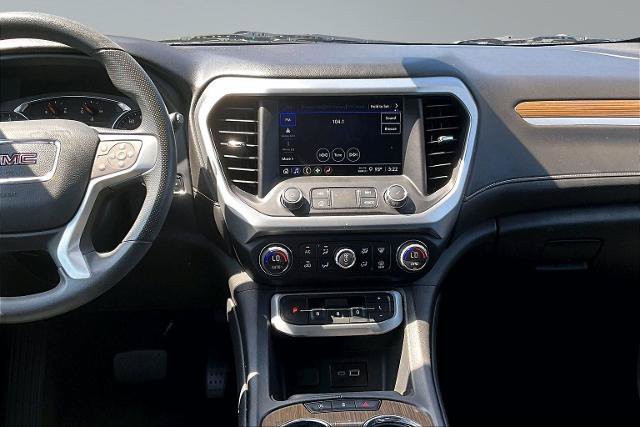 Used 2023 GMC Acadia SLE w/ LPO, Floor Liner Package FWD image 6