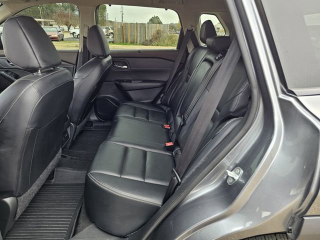 Used 2023 Nissan Rogue SL w/ SL Premium Package image 16