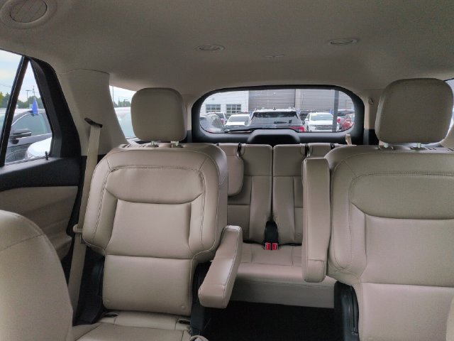 Certified 2023 Ford Explorer XLT w/ Equipment Group 202A AWD/4WD image 50