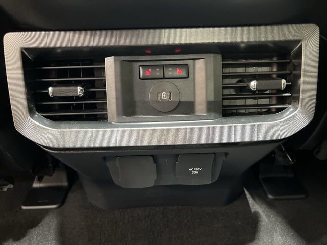Certified 2024 Ford F250 Platinum AWD/4WD image 21