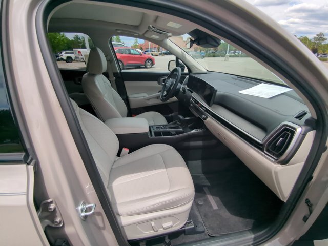 Used 2024 Kia Sorento X-Line EX AWD/4WD image 29