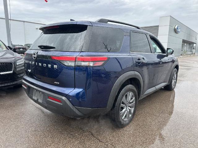 Used 2025 Nissan Pathfinder SV AWD/4WD image 10