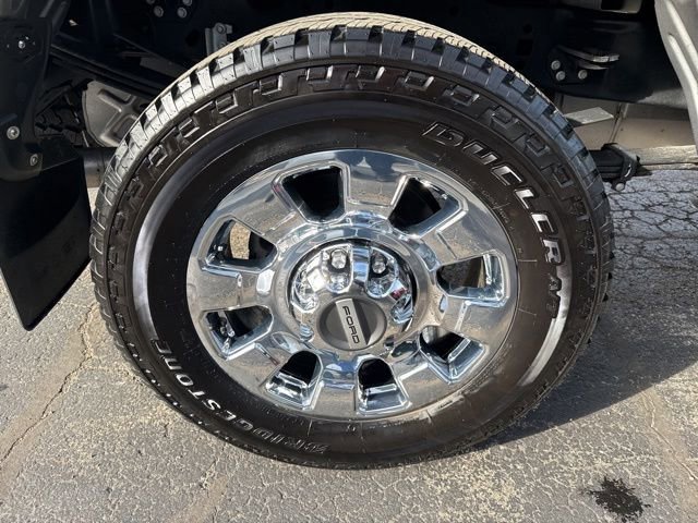 Certified 2025 Ford F350 Lariat w/ Chrome Package image 9