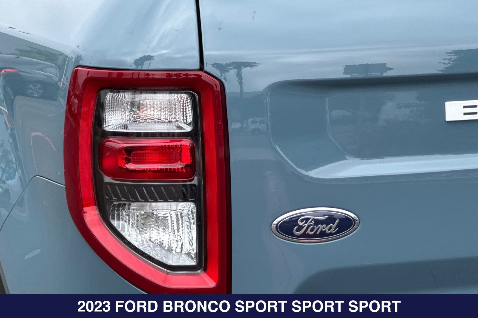 Certified 2023 Ford Bronco Sport Outer Banks w/ Tech Package AWD/4WD image 31