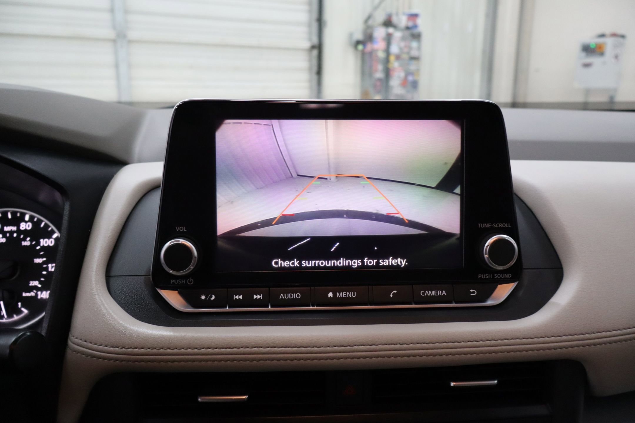 Used 2024 Nissan Rogue SV image 22