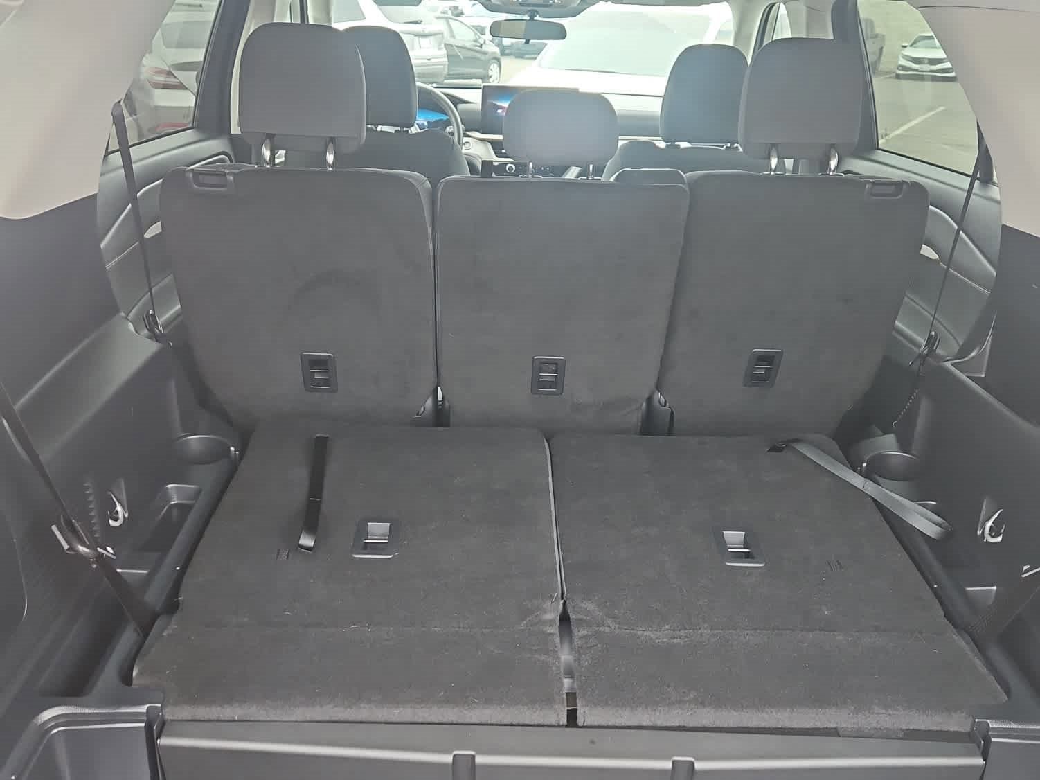 Certified 2025 Ford Explorer Active image 9