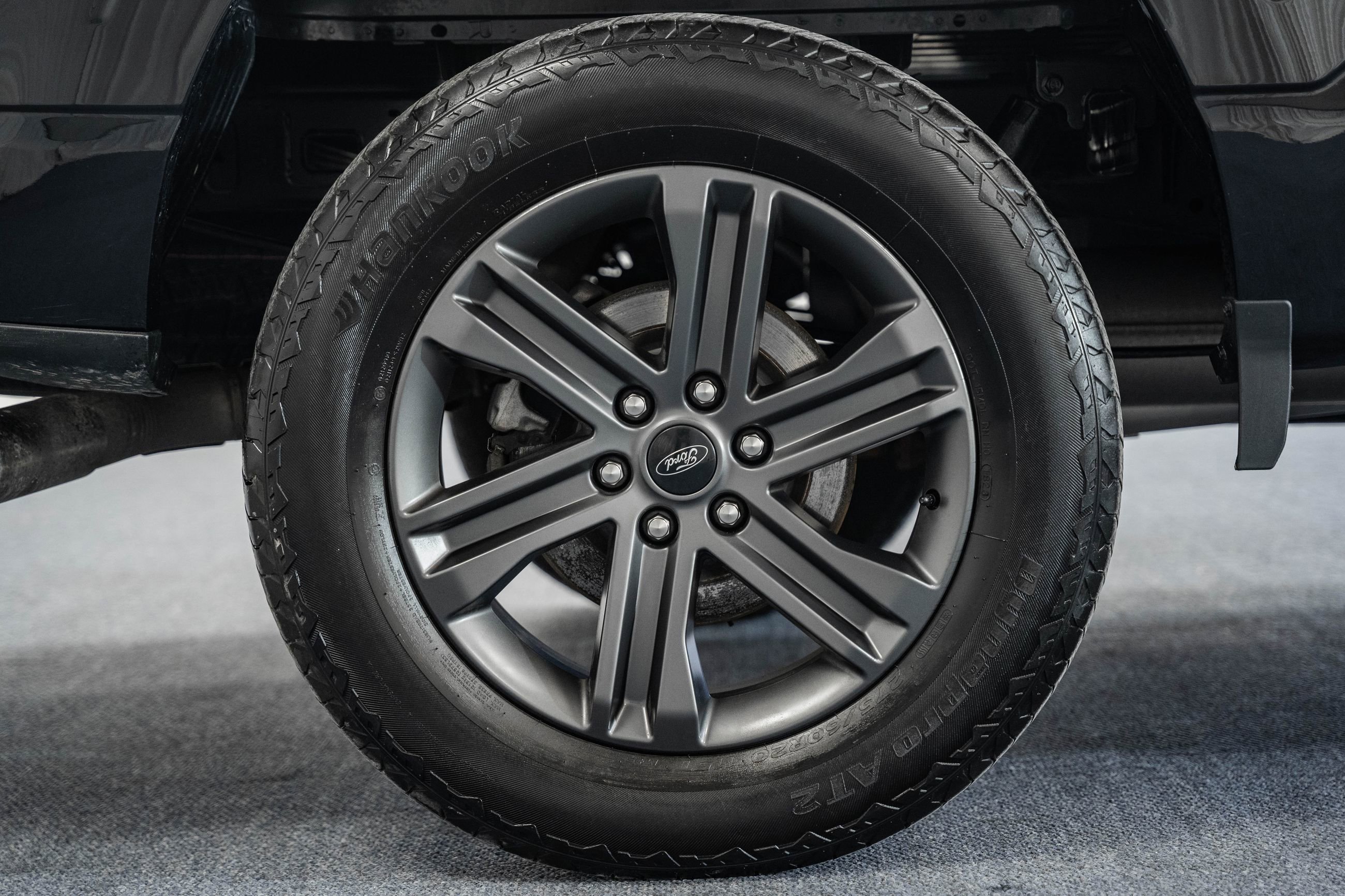 Certified 2023 Ford F150 Lariat w/ Equipment Group 502A High image 22