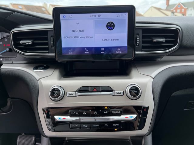 Certified 2023 Ford Explorer XLT w/ Equipment Group 202A image 21