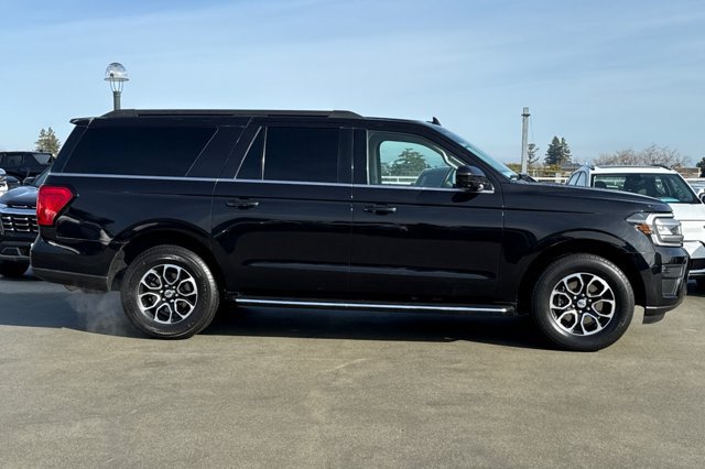 Certified 2022 Ford Expedition Max XLT RWD image 2