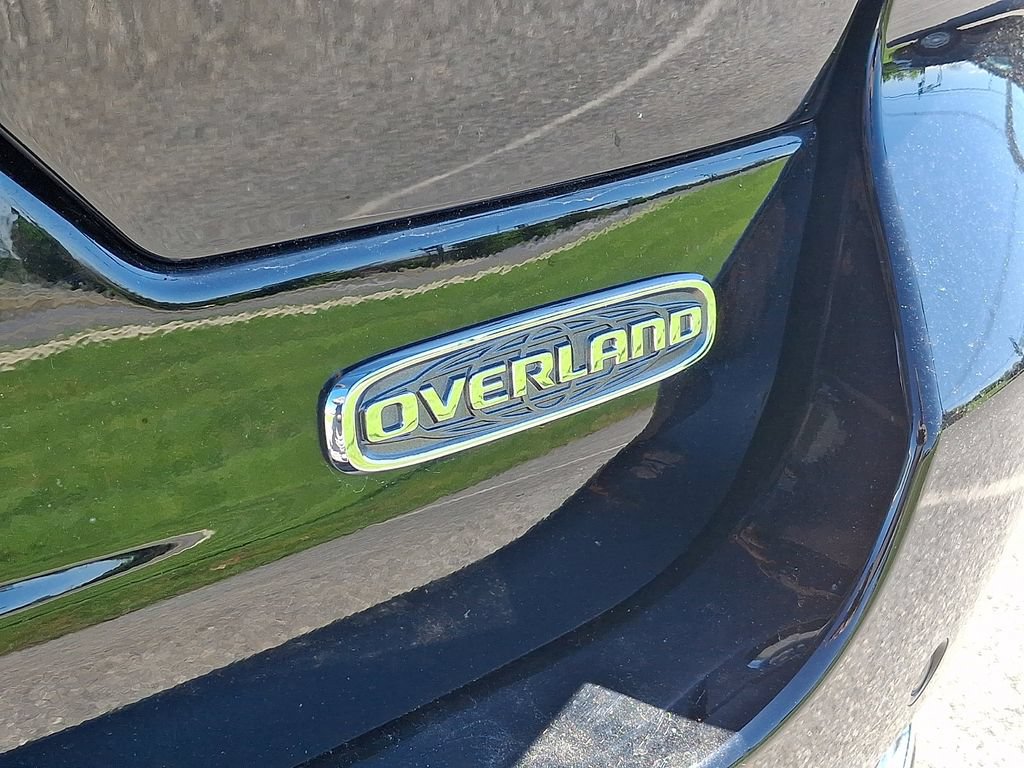 Used 2024 Jeep Grand Cherokee Overland w/ Trailer Tow Package AWD/4WD image 34