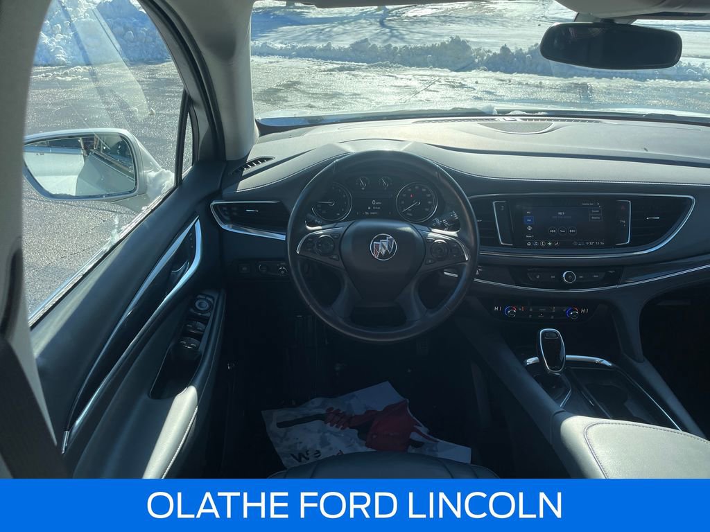 Used 2020 Buick Enclave Essence image 26