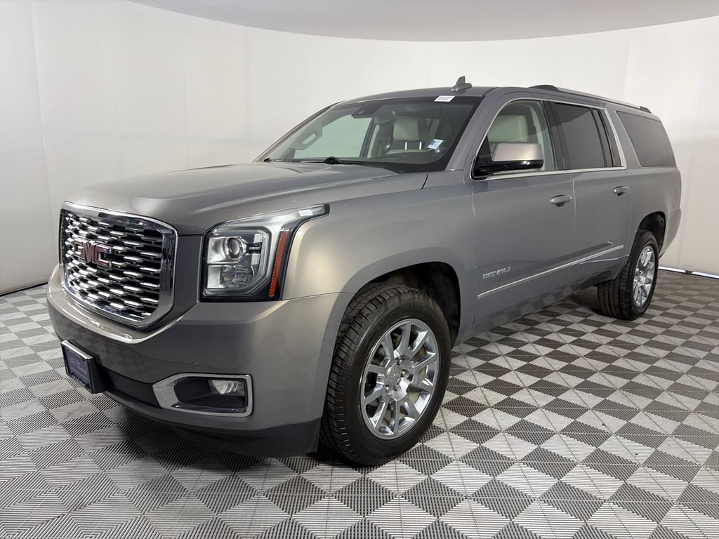 Used 2019 GMC Yukon XL Denali w/ Open Road Package AWD/4WD video 3