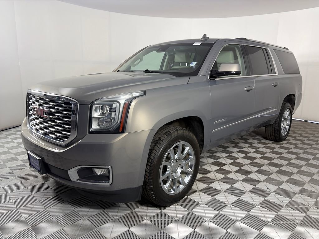Used 2019 GMC Yukon XL Denali w/ Open Road Package AWD/4WD image 3