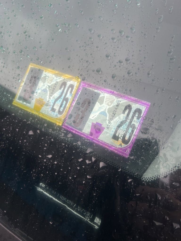 Used 2022 Toyota Camry SE w/ Cold Weather Package image 4