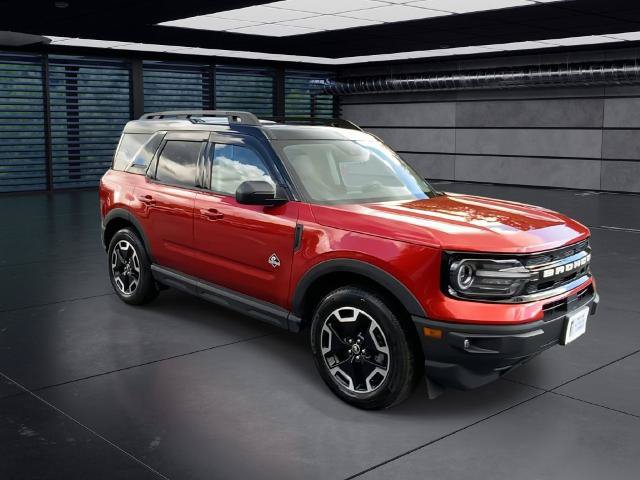 Certified 2022 Ford Bronco Sport Outer Banks w/ Tech Package AWD/4WD image 17