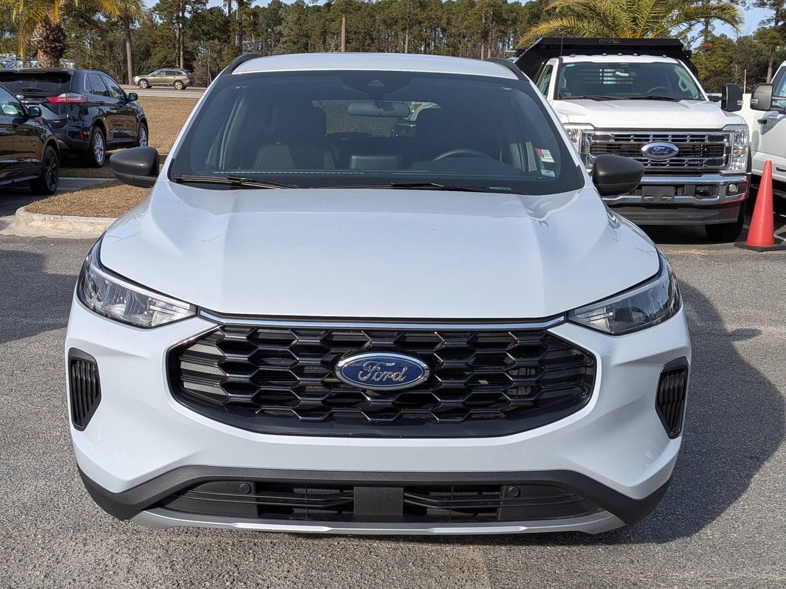 Certified 2025 Ford Escape ST-Line w/ Equipment Group 301A image 9