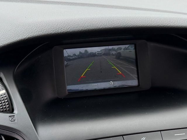 Certified 2018 Ford Focus SE FWD image 23