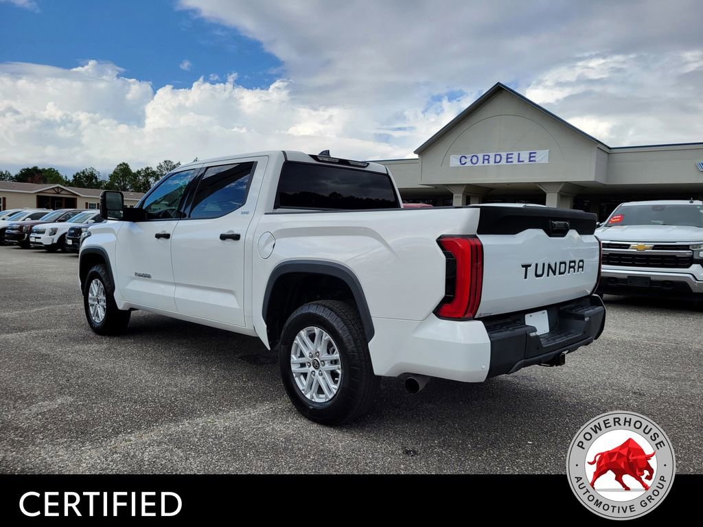 Used 2022 Toyota Tundra SR5 w/ SR5 Convenience Package AWD/4WD image 4